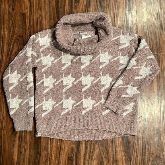 Barefoot Dreams Cozy Chic Houndstooth Sweater - Picture 4 of 13